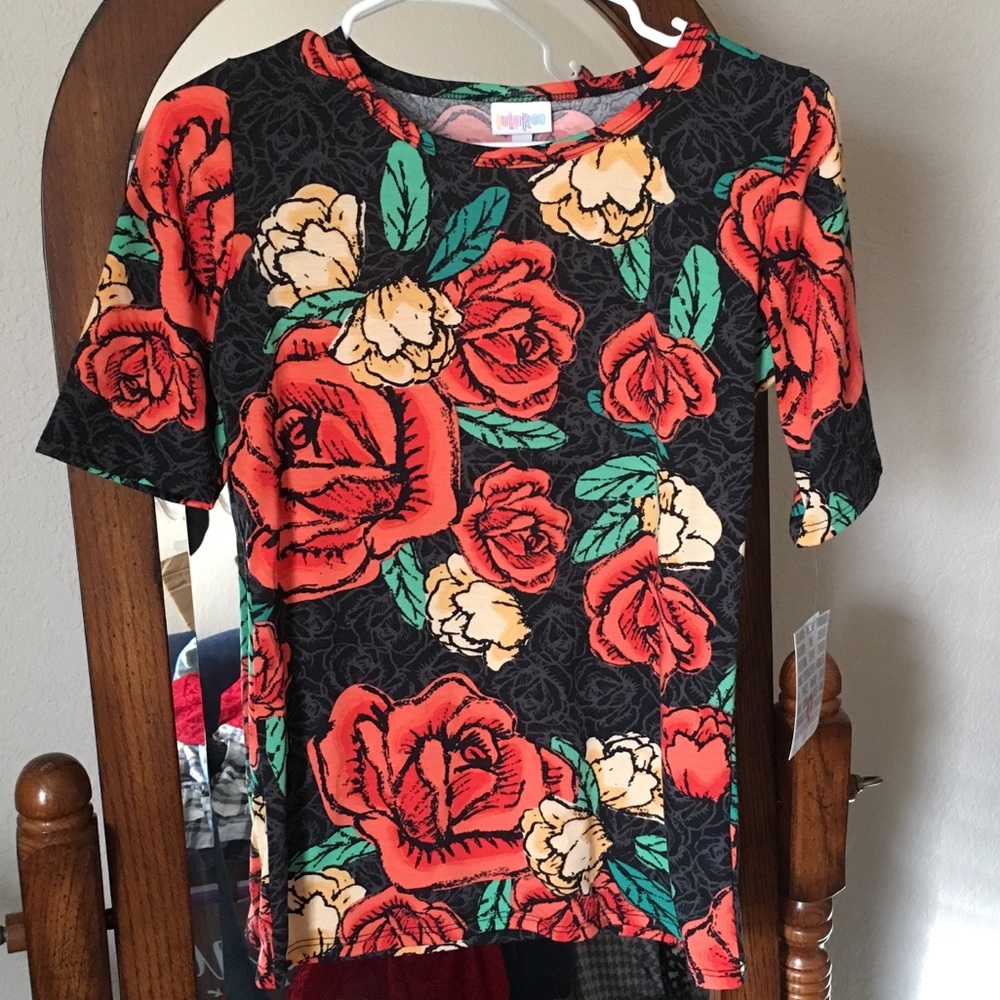 BNWT Small Lularoe Gigi